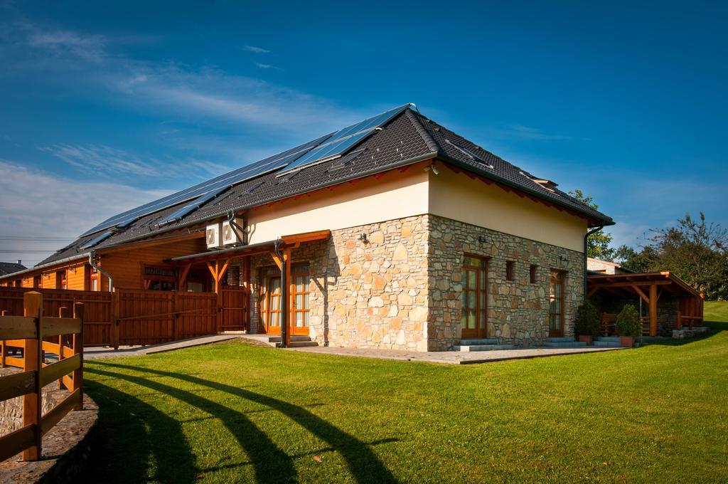 Bed & Breakfast Kakukk Vendeglo Panzio 4*